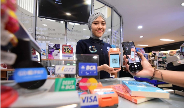 QR-based payment models